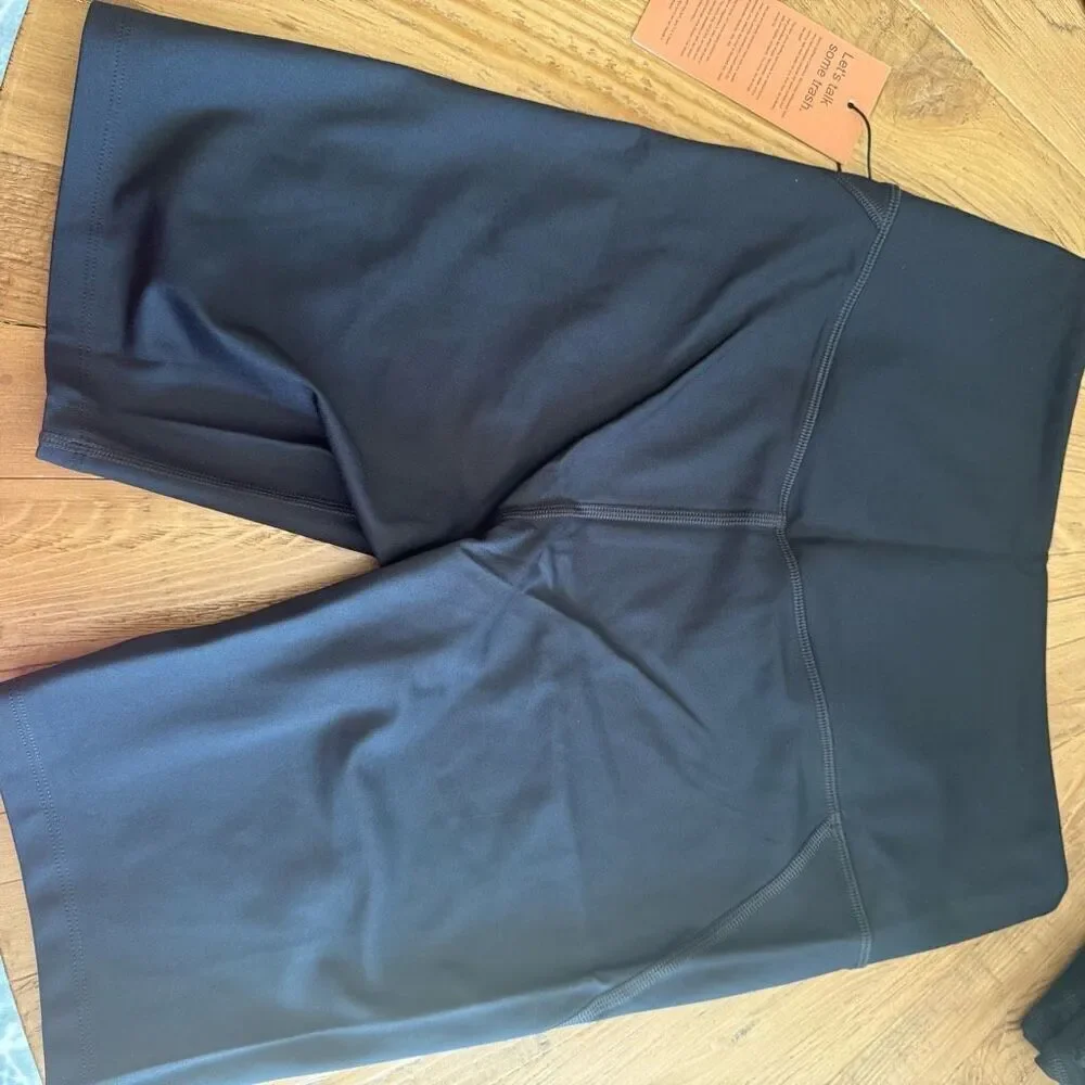 Girlfriend Collective Black High-Rise Bike Short size Small m8